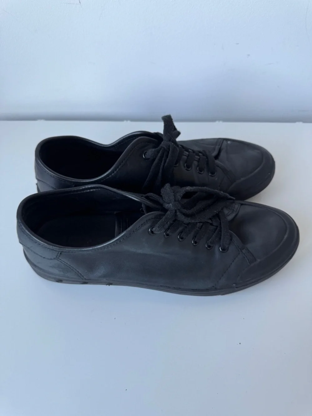 Rag & Bone Standard Issue Leather Sneaker Black Excellent Condition Size 44